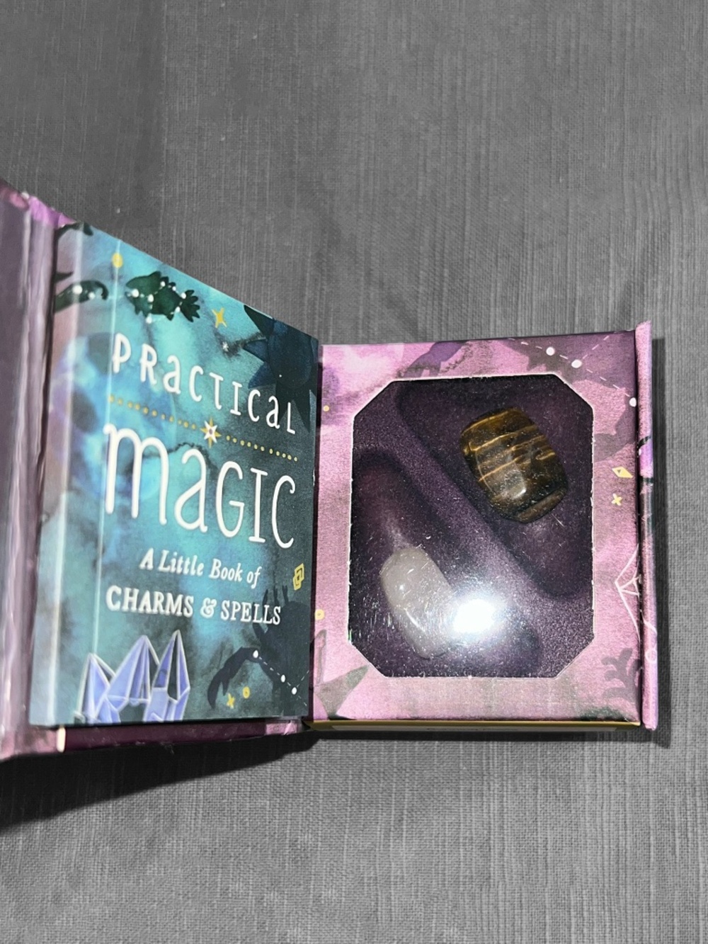 Mini Practical Magic Kit - Picture 5 of 9